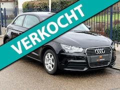 Audi A1 - 1.2 TFSI Attraction Airco / Navi / Stoelverwarming