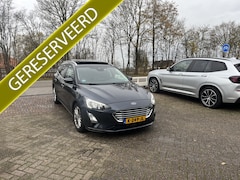 Ford Focus Wagon - 1.0 EcoBoost Hybrid Titanium X Business PANORAMADAK STOEL- EN STUURVERWARMING CARPLAY