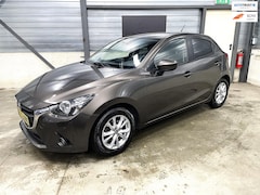 Mazda 2 - 2 1.5 Skyactiv-G exclusive 2e eigenaar pdc automaat