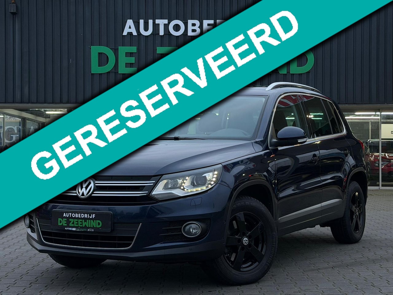 Volkswagen Tiguan - 2.0 TSI Sport&Style 4Motion|trekhaak|Led - AutoWereld.nl