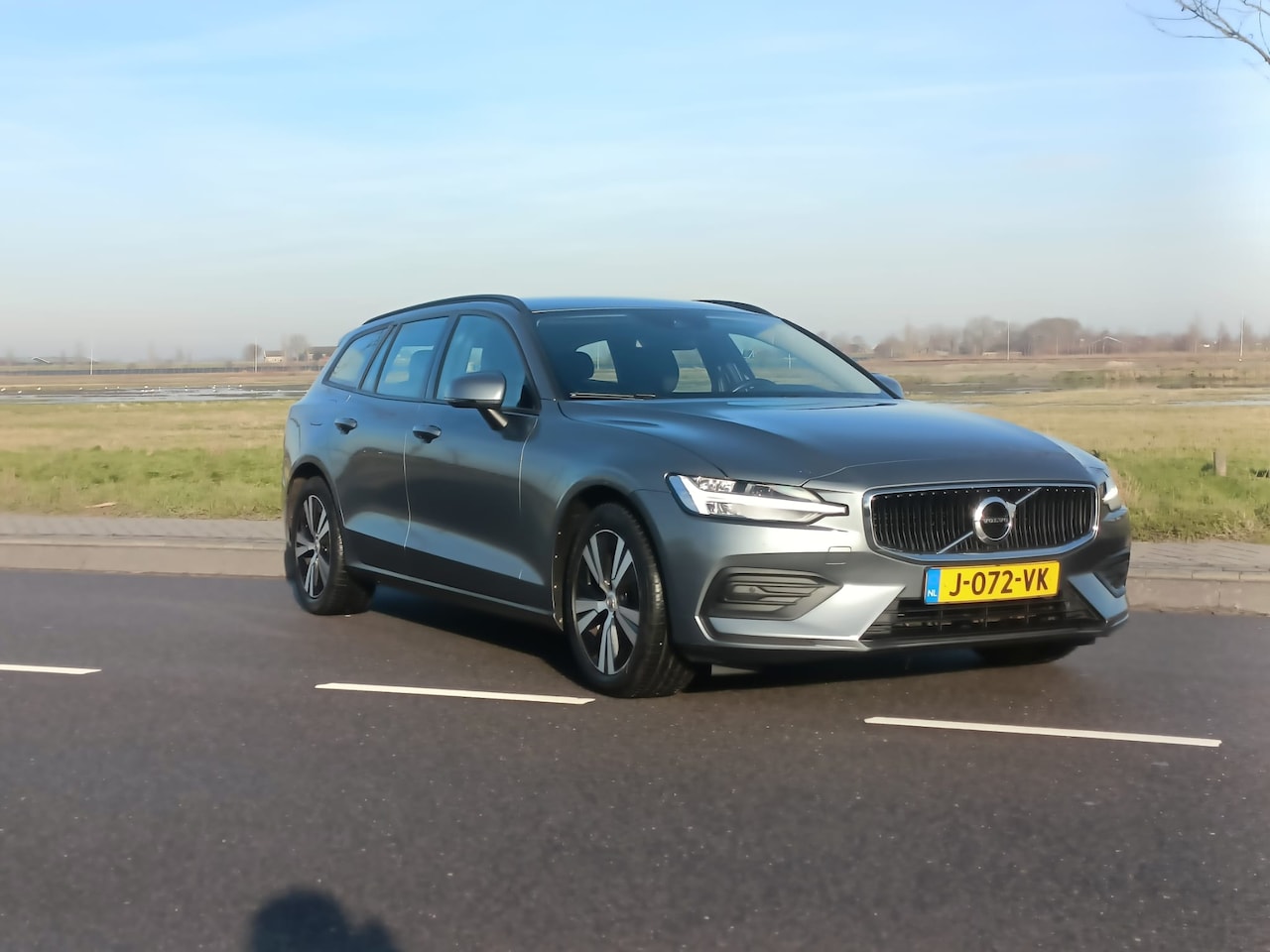 Volvo V60 - 2.0 B3 Momentum Advantage - AutoWereld.nl