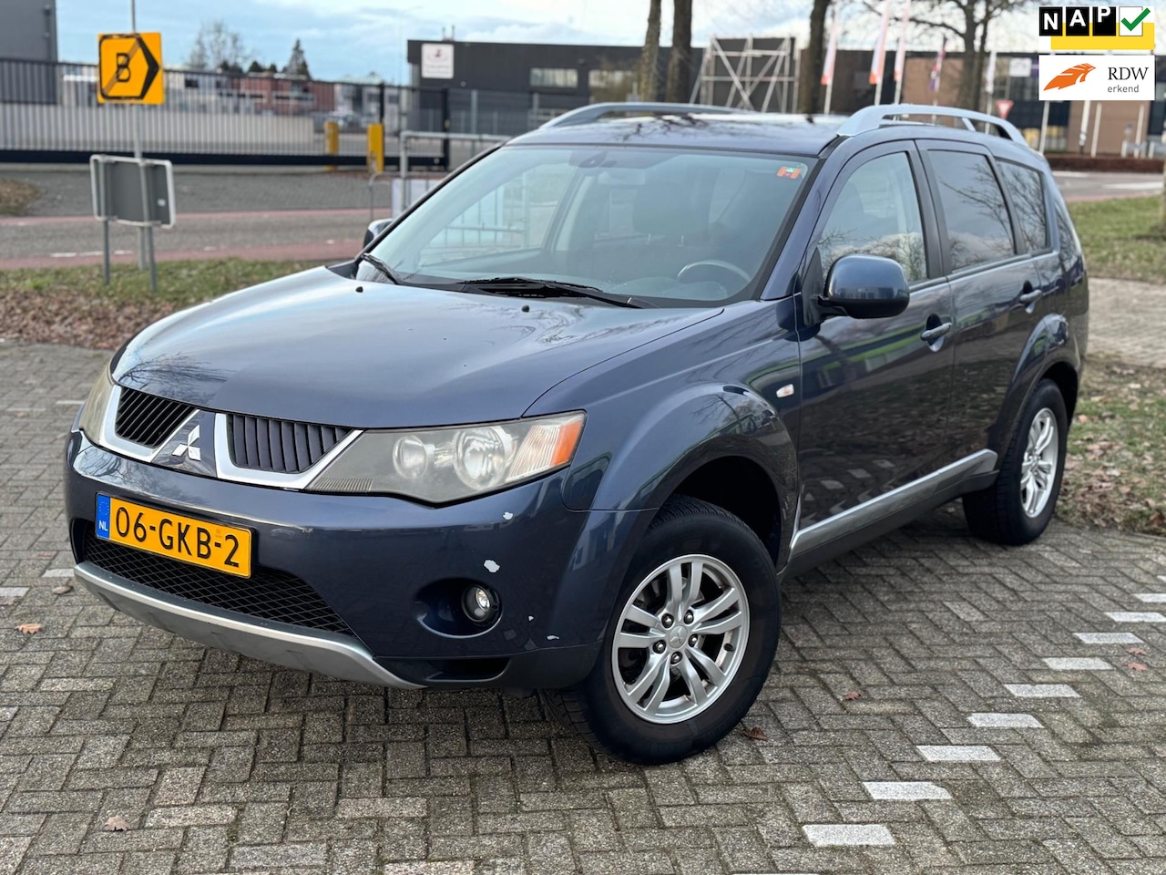 Mitsubishi Outlander - 2.4 Intense+ 4WD/7P/1e Eig/Dealer/NAP - AutoWereld.nl