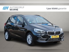 BMW 2-serie Active Tourer - 220i 192pk Aut. Executive | Navi | Climate | Cruise | Elektrische Achterklep | Stoelverwar