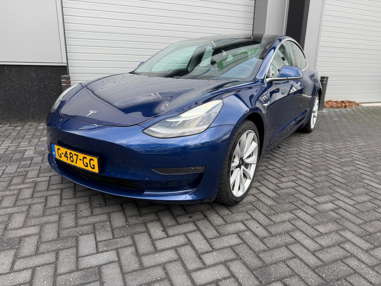 Tesla Model 3 - Long Range RWD Long Range AWD 75 kWh / Trekhaak - AutoWereld.nl