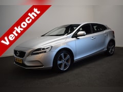 Volvo V40 - 2.0 T3 153pk Nordic+ Trekhaak 1500kg/ Navi/ Cruise/ 17"LMV/ PDC