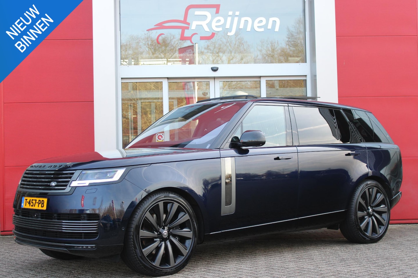 Land Rover Range Rover - 4.4 V8 P530 SV LWB AWD AUTOMAAT | PANORAMISCH SCHUIF/KANTEL DAK | MEESTURENDE ACHTERAS | E - AutoWereld.nl