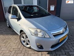 Toyota Auris - 1.8 Full Hybrid Dynamic / Navi / Camera / PDC / AUT / NAP