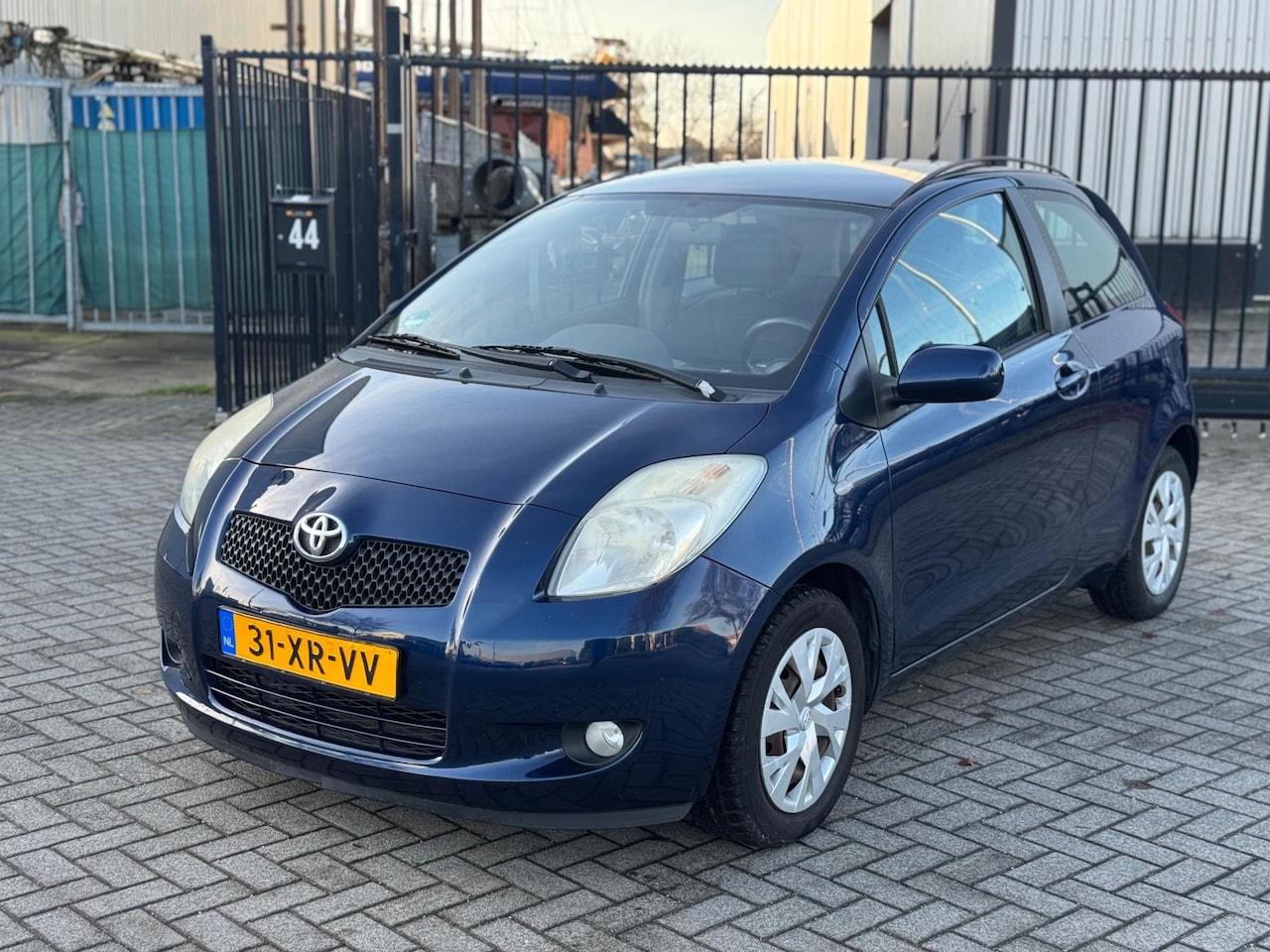 Toyota Yaris - 1.3 VVTi Sol Airco Elektrische Ramen - AutoWereld.nl