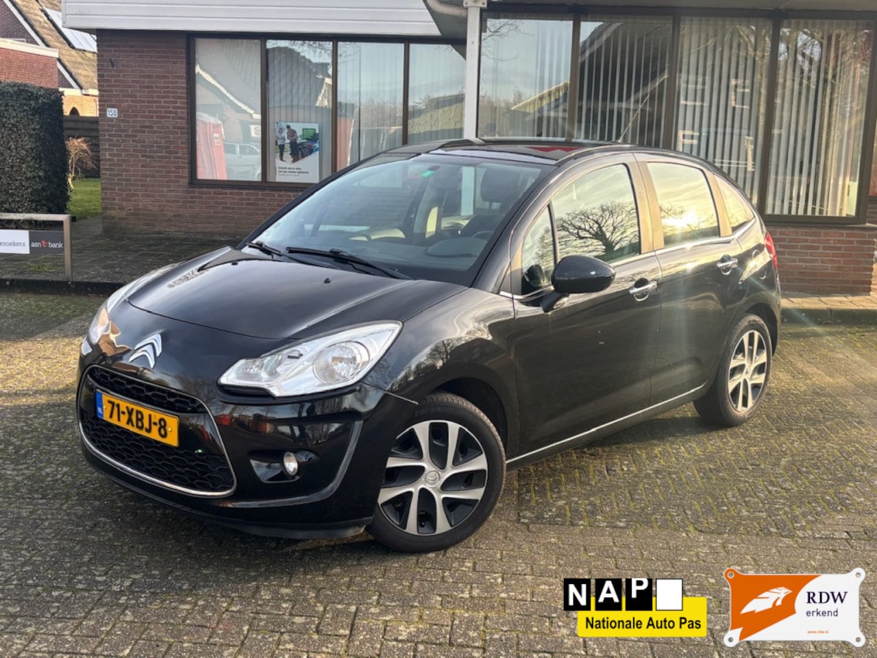 Citroën C3 - 1.6 eHDi Dynamique Navi Clima Cruise - AutoWereld.nl
