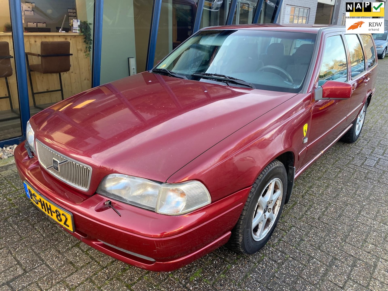 Volvo V70 - 2.5 Europa APK 07-2026 - AutoWereld.nl