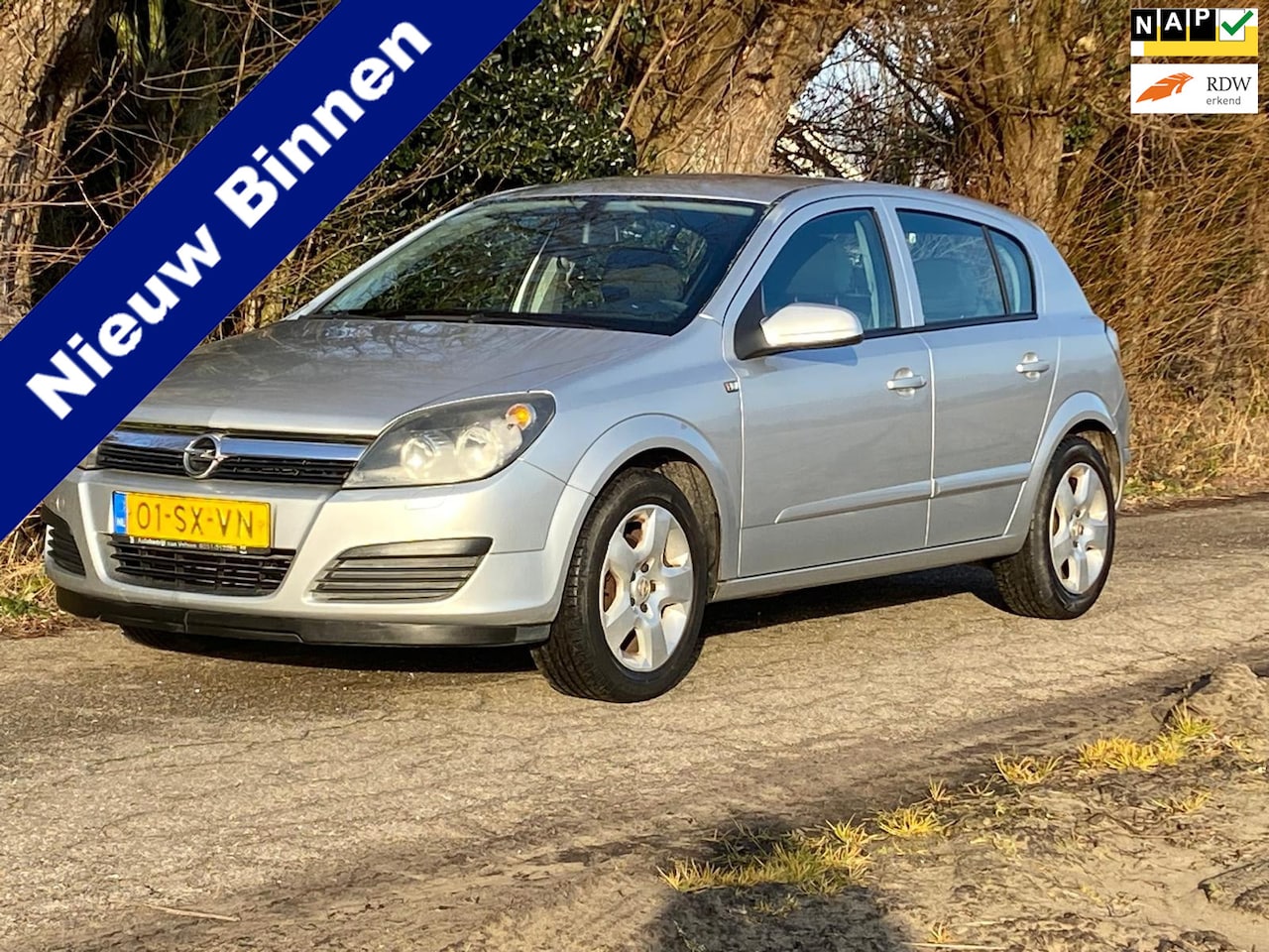 Opel Astra - 1.6 Edition 5DRS NAP LMV 105PK GOED ONDERHOUDEN - AutoWereld.nl