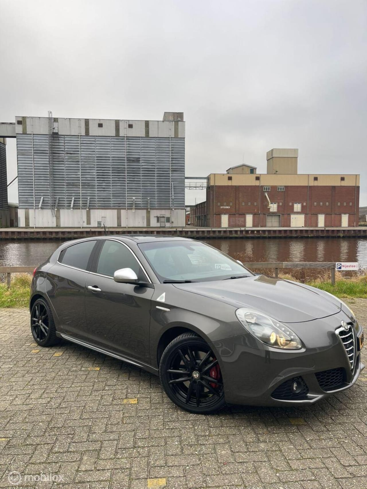Alfa Romeo Giulietta - 1.7 TBi Quadrifoglio Verde 1.7 TBi Quadrifoglio Verde - AutoWereld.nl