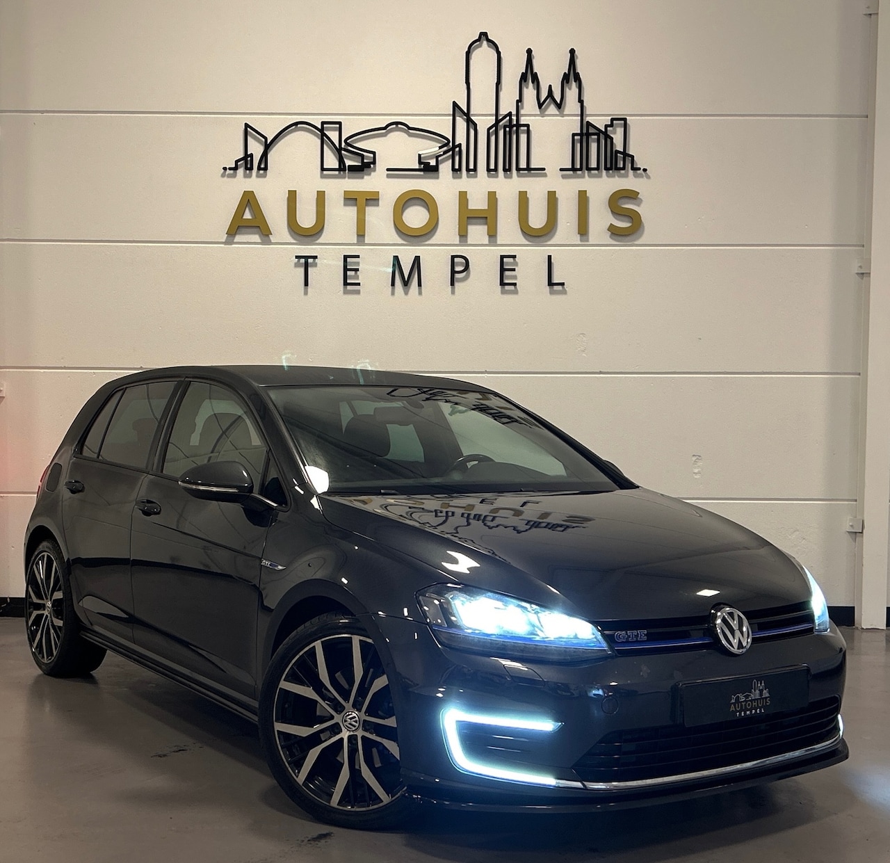Volkswagen Golf - 1.4 TSI GTE Nap Keyless Entry Led Cruise Stoelverwarming Leder Camera 18Inch - AutoWereld.nl