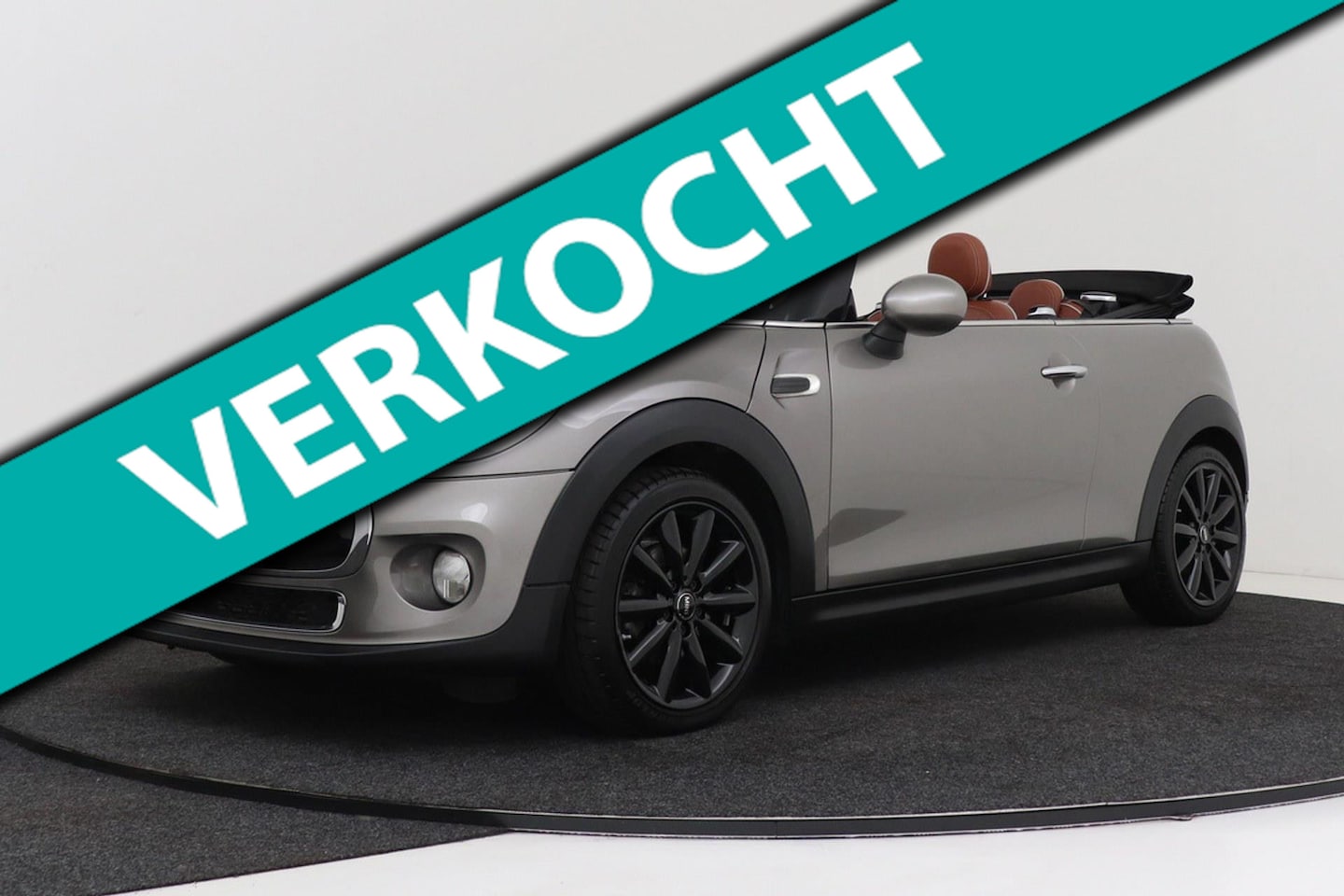 MINI Cabrio - Mini 1.5 Cooper Chili Serious Business | Uniek Leer | Climate Control | Stoelverwarming | - AutoWereld.nl