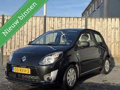 Renault Twingo - 1.2-16V Authentique/Airco/NAP/NW Distrubutie