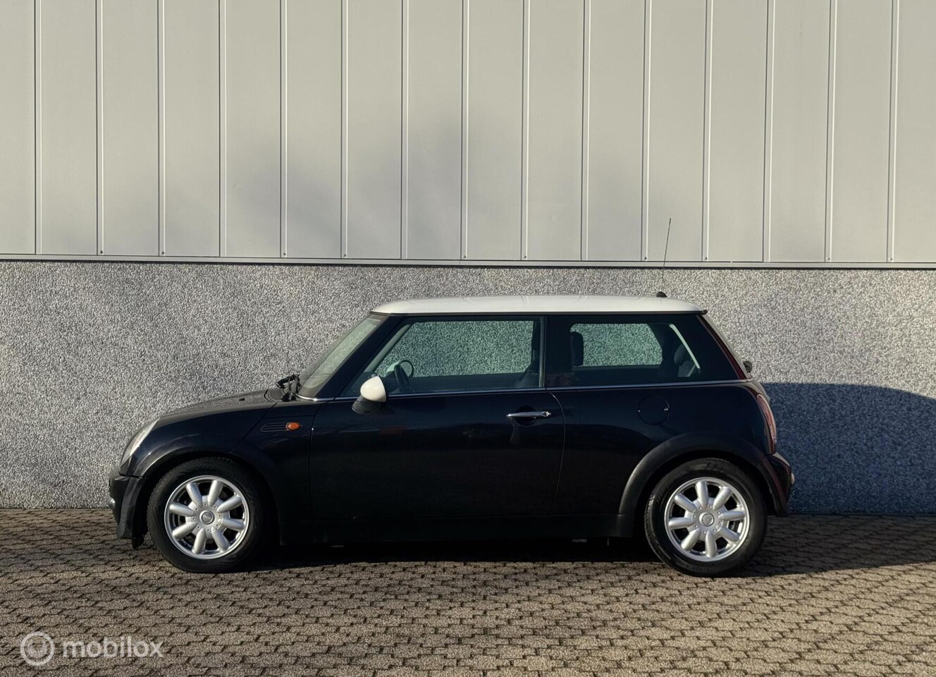 MINI Cooper - Mini 1.6 Automaat / New APK/ Sport velgen - AutoWereld.nl