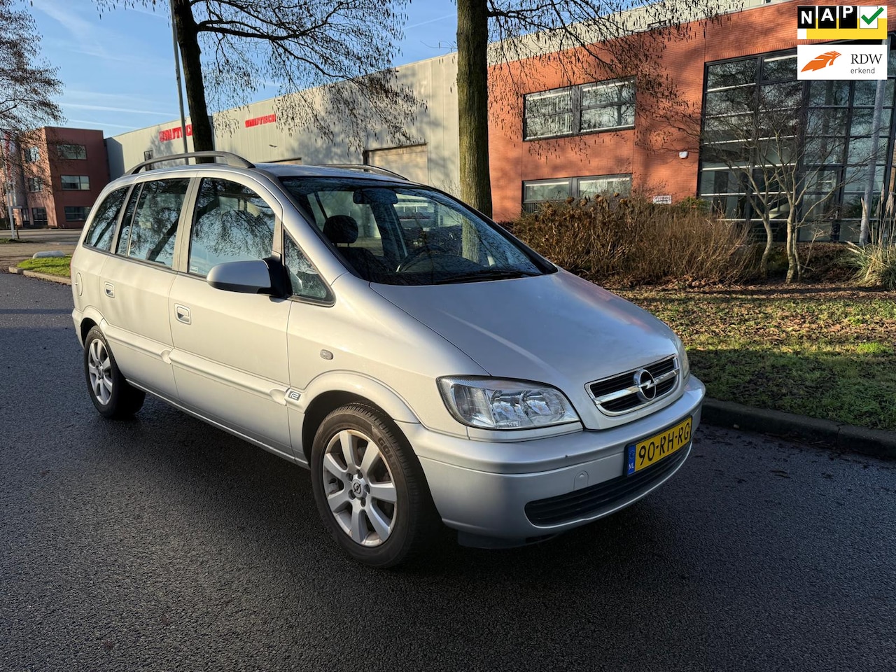Opel Zafira - 2.2-16V Maxx AIRCO 1E EIGENAAR - AutoWereld.nl