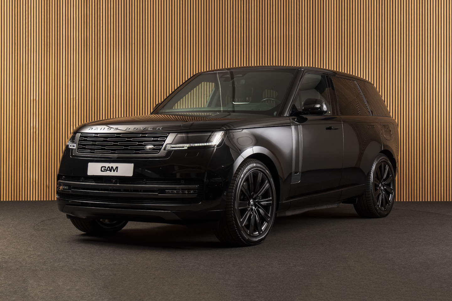 Land Rover Range Rover - 3.0 P460e HSE PANO-MERIDIAN-MASSAGE-22" - AutoWereld.nl