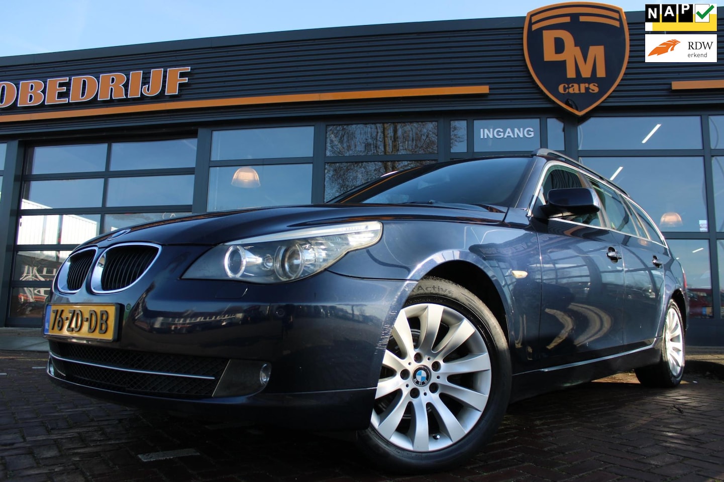 BMW 5-serie Touring - 520i LCI | M-Stuur | Automaat | Navi | PDC | - AutoWereld.nl