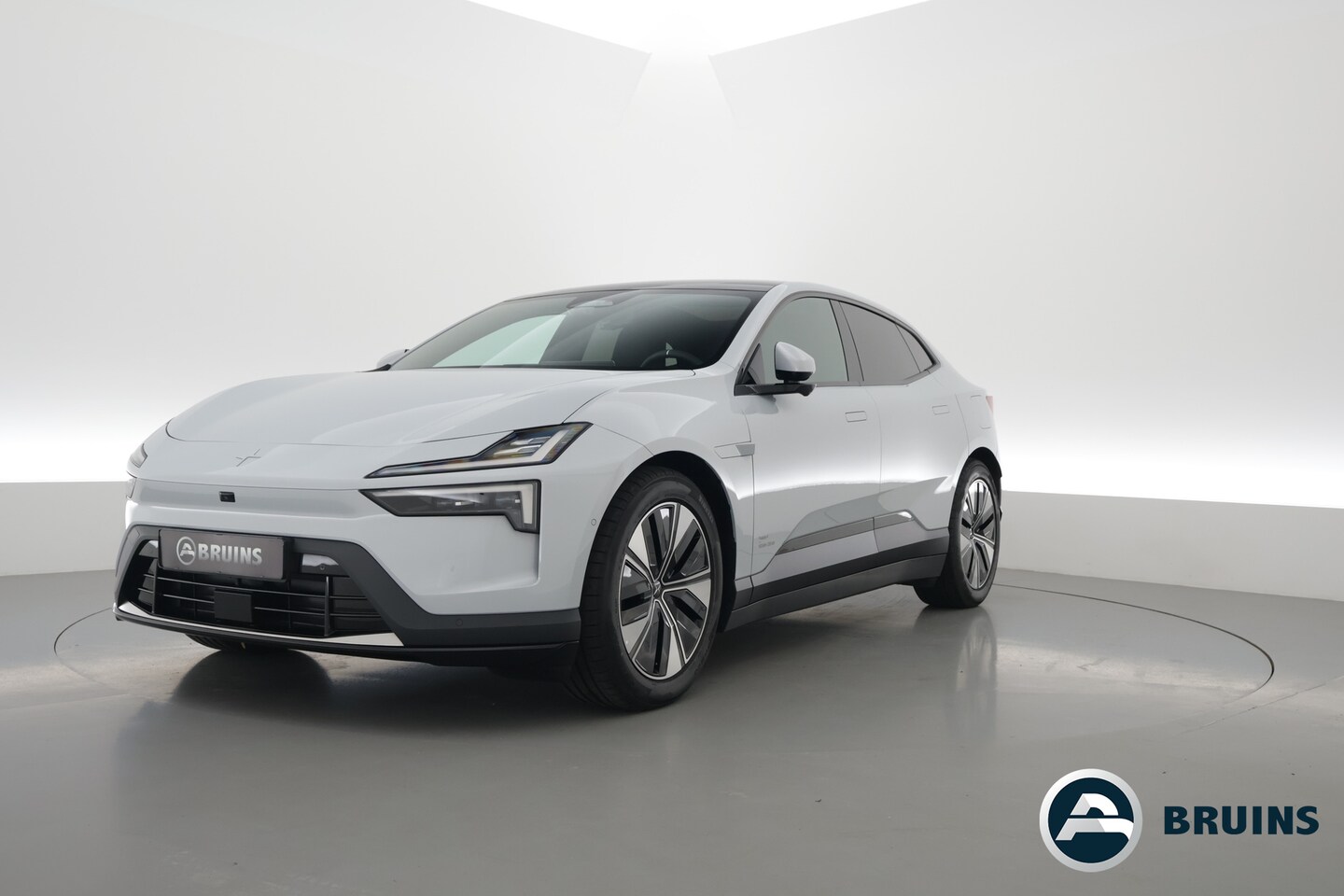 Polestar 4 - Long Range Single motor Plus 100 kWh | Napp Leder + Pilot & Plus Pakket | Massage | H&K Au - AutoWereld.nl
