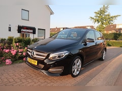 Mercedes-Benz B-klasse - 180 Aut f-1|PANORAMADAK|TREKHAAK|STOELVERWARMING|XENON-LED|FACELIFT|ZEER MOOI