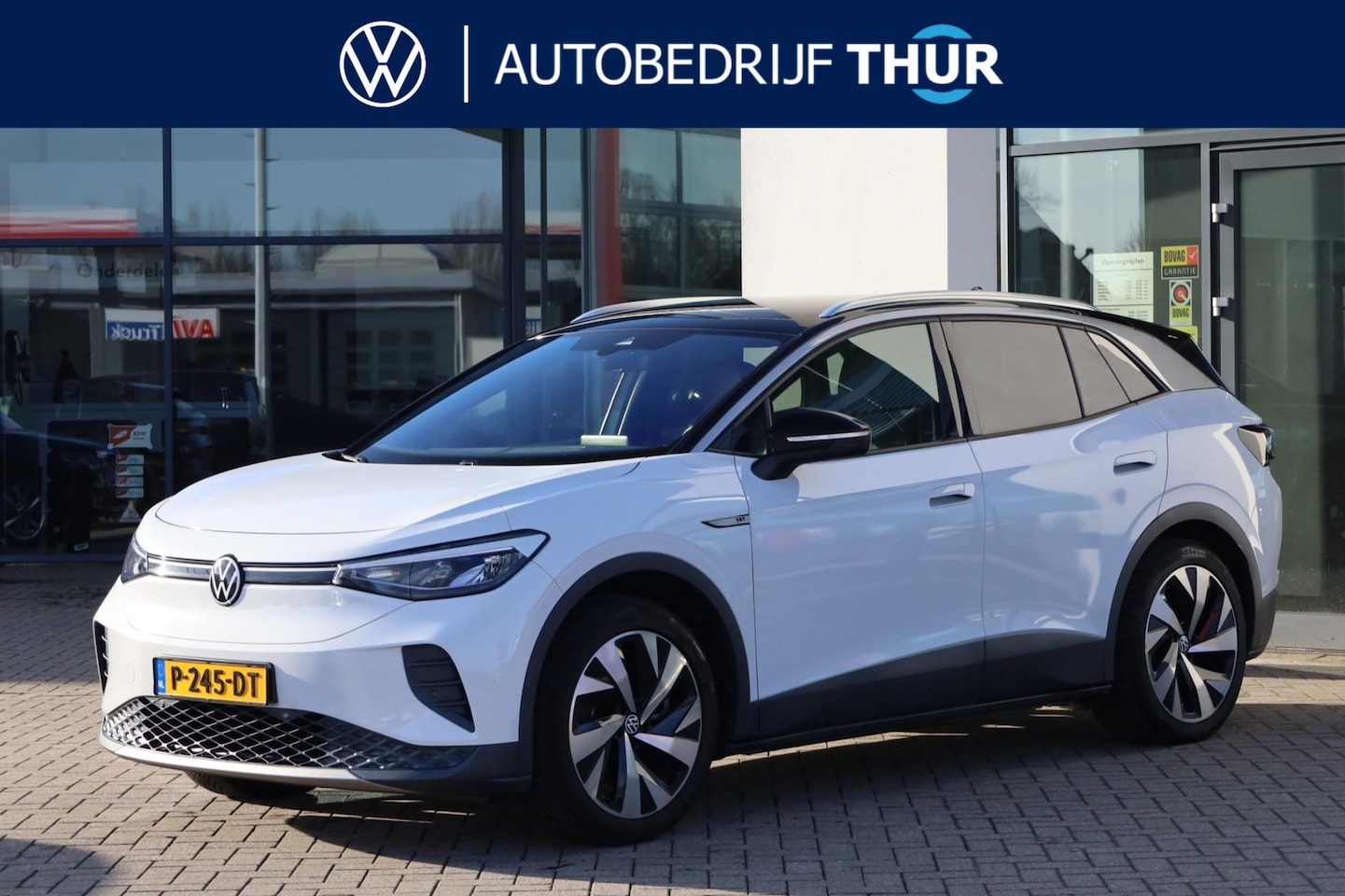 Volkswagen ID.4 - First 77 kWh 150/204PK, 77KWH Accu, wegklapbare trekhaak, achteruitrijcamera, privacy glas - AutoWereld.nl