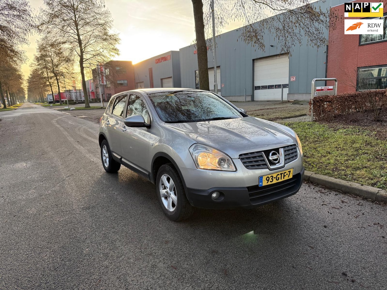 Nissan Qashqai - 1.6 Acenta AIRCO APK - AutoWereld.nl