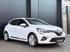 Renault Clio - 1.0 TCe 100pk met stoelverwarming l Apple CarPlay l Lane Assist l Cruise Control l Wordt g