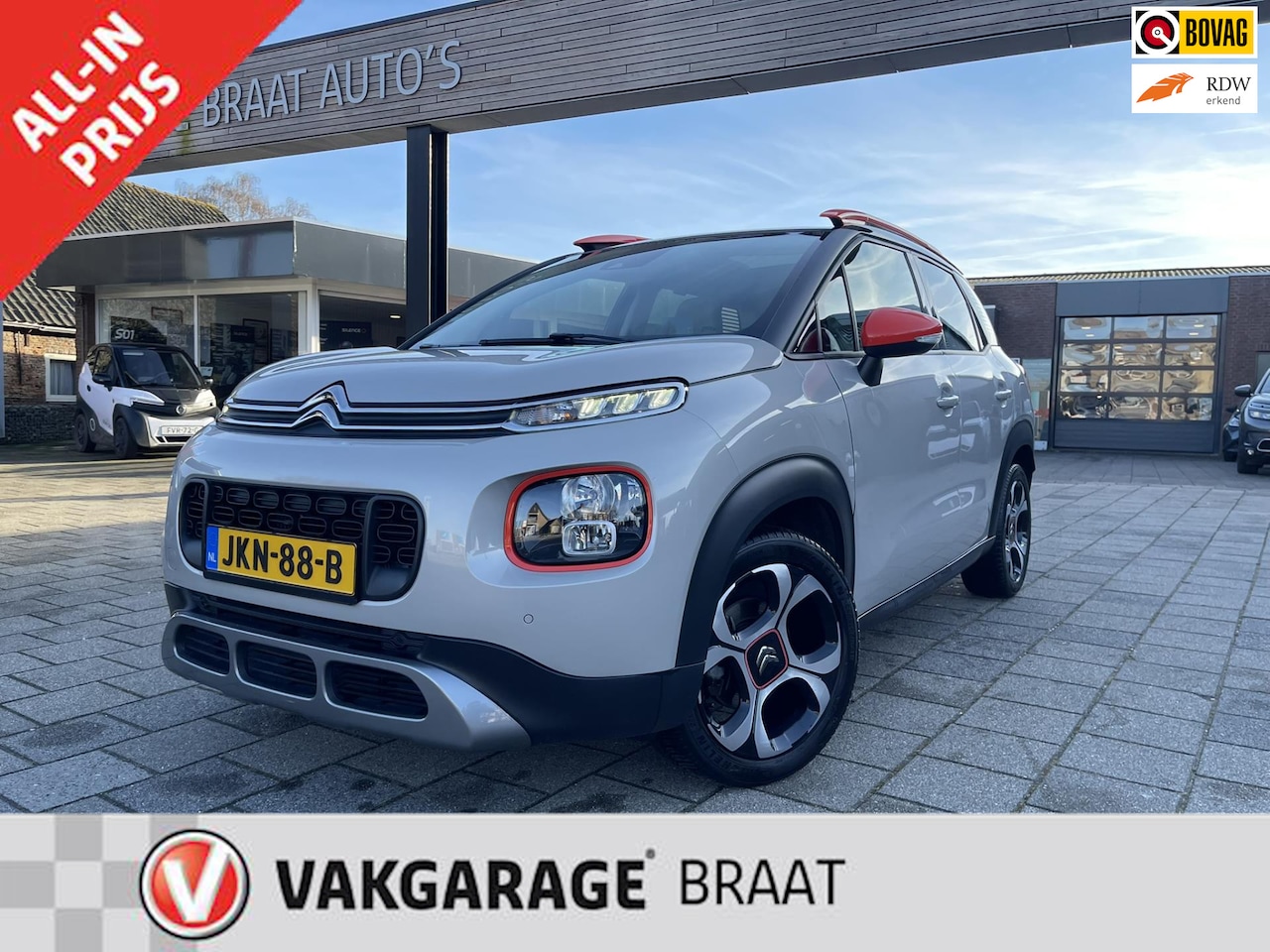 Citroën C3 Aircross - 1.2 l PANO l HEADSUP l CARPLAY l RIJKLAAR! - AutoWereld.nl