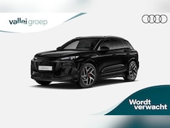 Audi Q6 e-tron - 83Kwh 252 PK S edition | Glazen panoramadak | Trekhaak, mechanisch draaibaar | S line zwar