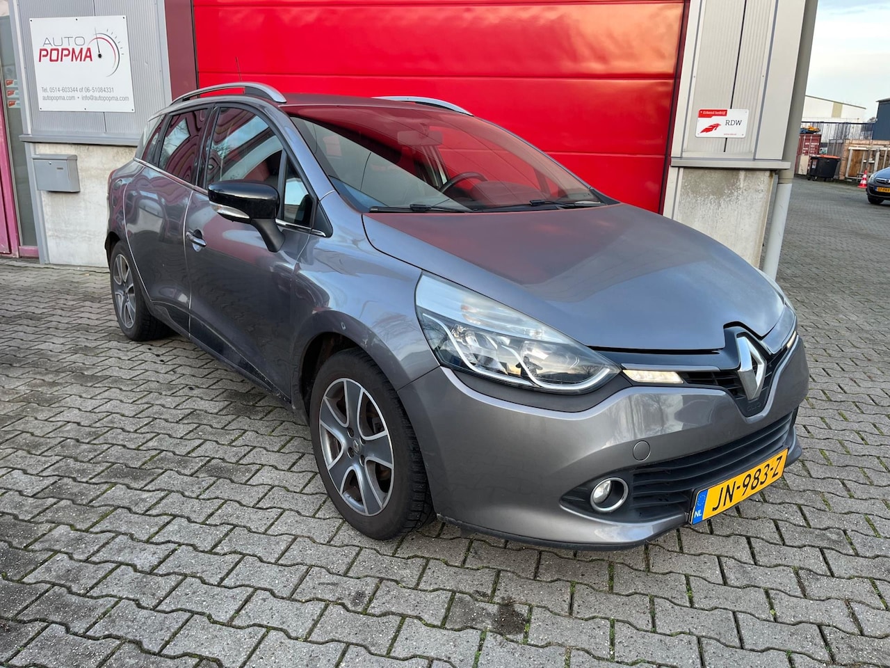 Renault Clio Estate - 0.9 TCe 90pk Night&Day / Navi / Cruise control / Navigatie / Parkeersensoren / 16" LM velg - AutoWereld.nl