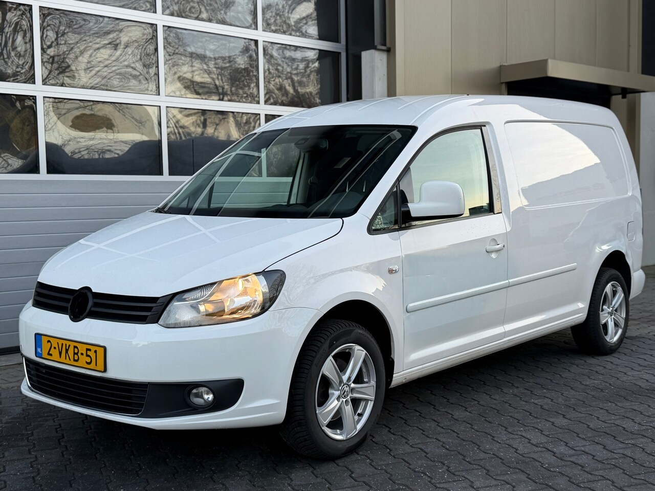 Volkswagen Caddy Maxi - 1.6 TDI|Maxi|airco|nw dist.riem|marge - AutoWereld.nl