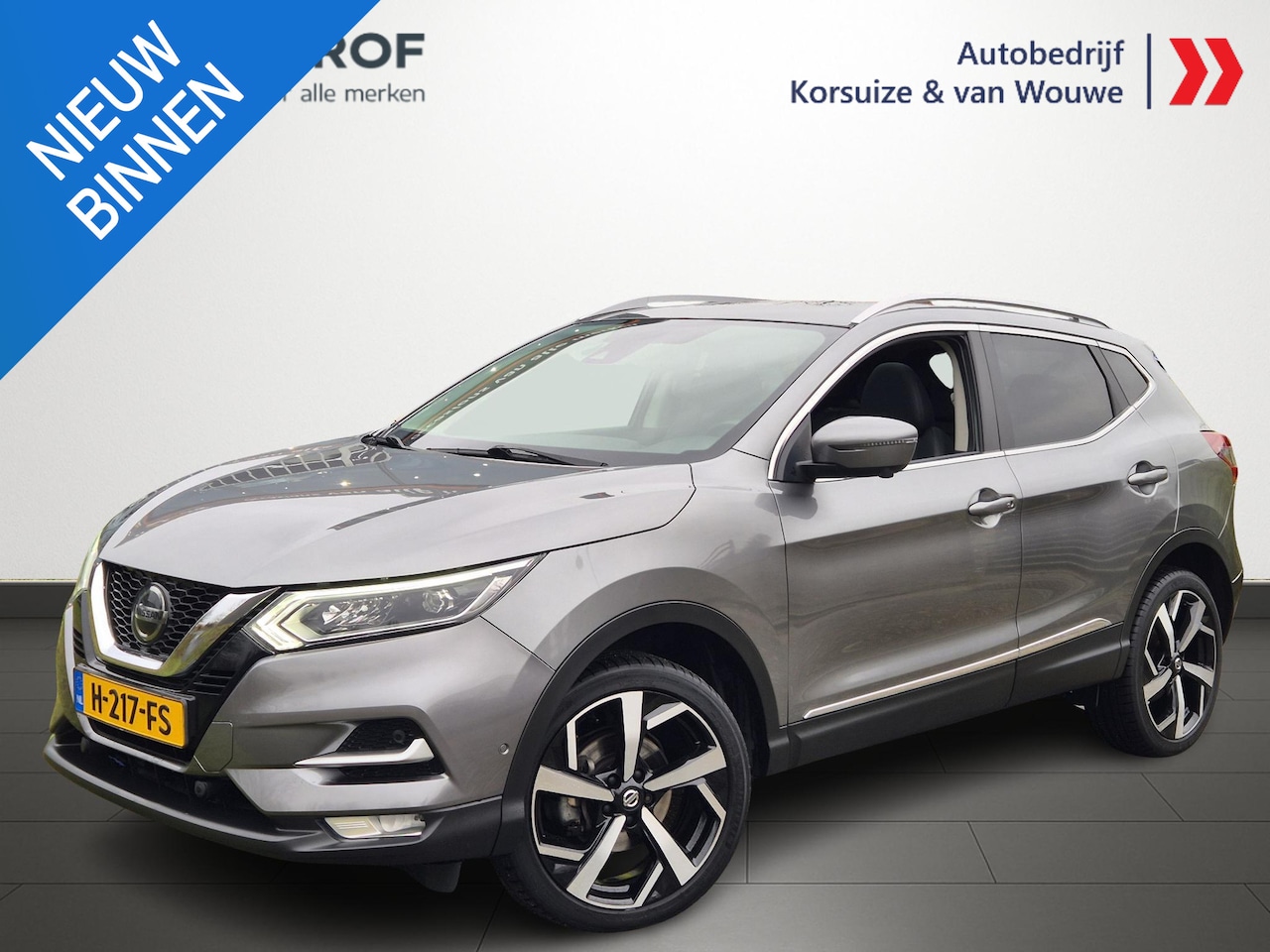 Nissan Qashqai - 1.3 DIG-T Tekna Leer | Trekhaak | Pano dak - AutoWereld.nl