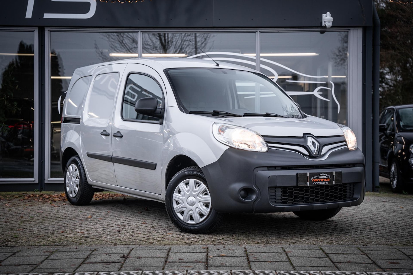 Renault Kangoo - 1.5 dCi 75 Energy Comfort|Cruise|Navi|Trekh|Parkeersensoren|Airco| - AutoWereld.nl