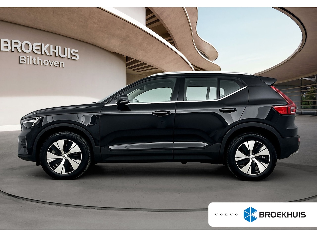 Volvo XC40 - T4 Recharge Inscription | Harman en Kardon | Blis | Leder bekleding | Stoel + Stuurverwarm - AutoWereld.nl
