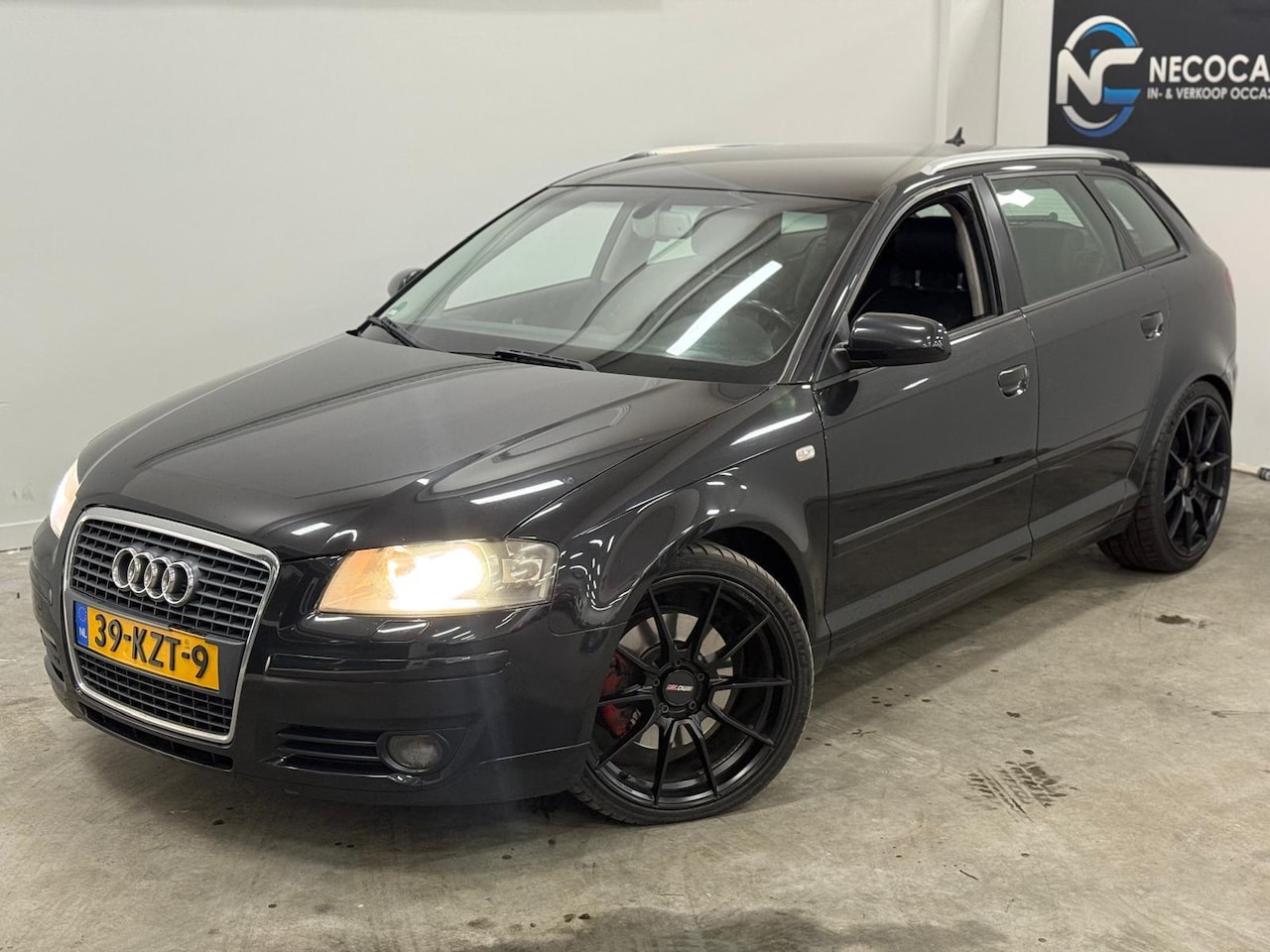Audi A3 Sportback - 2.0 TFSI Ambition / AUTOMAAT / NAVI-MULTIEMEDIA / 300+ PK,s - AutoWereld.nl