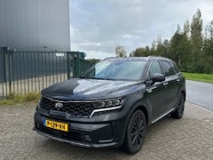 Kia Sorento - 1.6 T-GDI Plug-in Hybrid 4WD ExecutiveLine BTW AUTO I Pano I Trekhaak I Stoelverwarming I