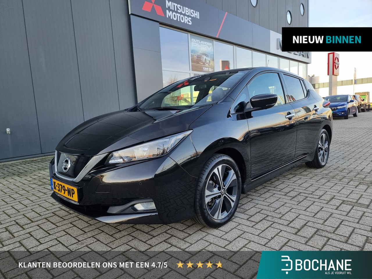 Nissan LEAF - N-Connecta 40 kWh | Navigatie | Achteruitrijcamera | Stoelverwarming | - AutoWereld.nl