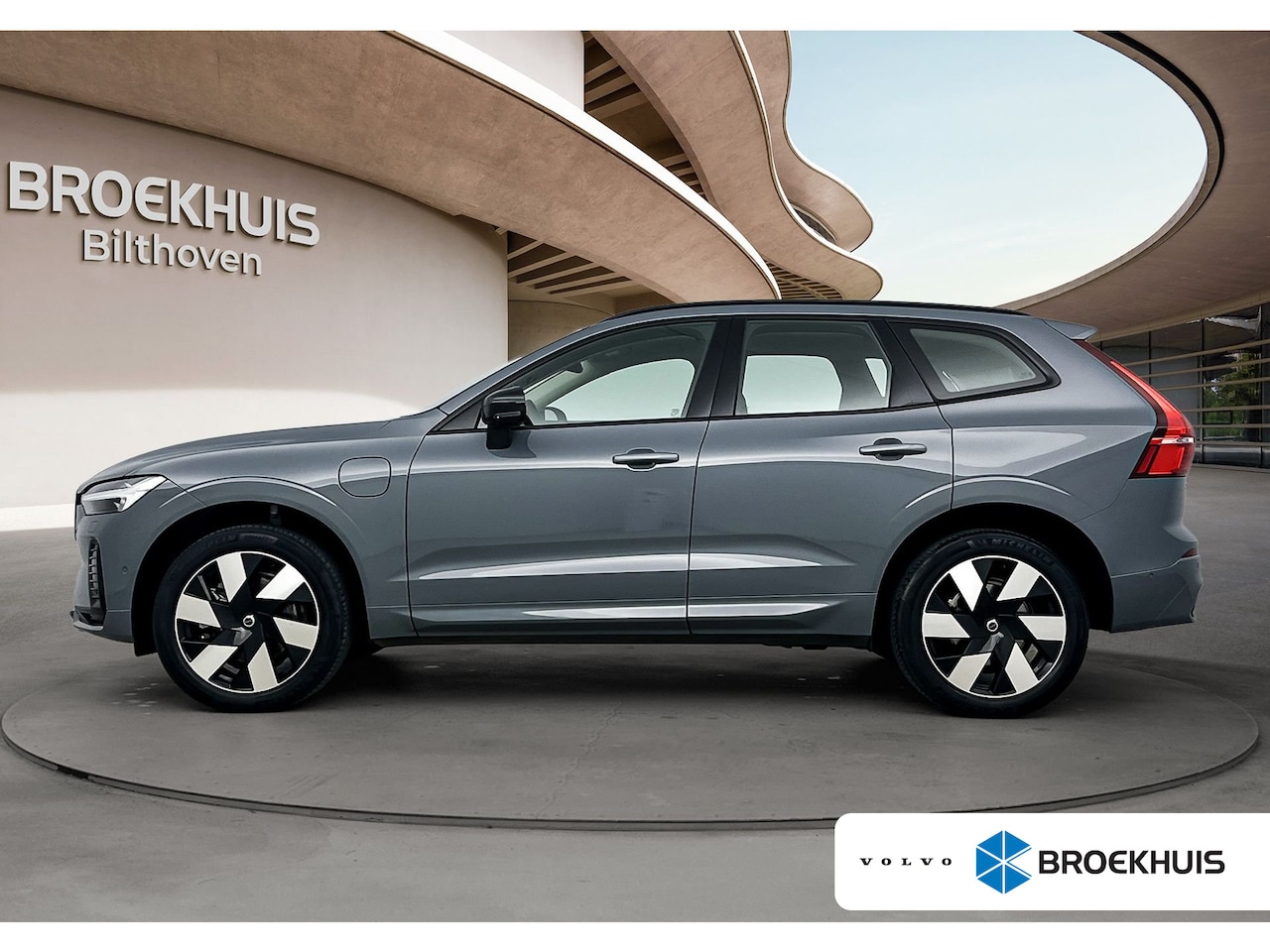 Volvo XC60 - 2.0 T6 Plug-in hybrid AWD Ultimate Dark | Bowers & Wilkins Audio | Luchtvering | HUD| BLIS - AutoWereld.nl