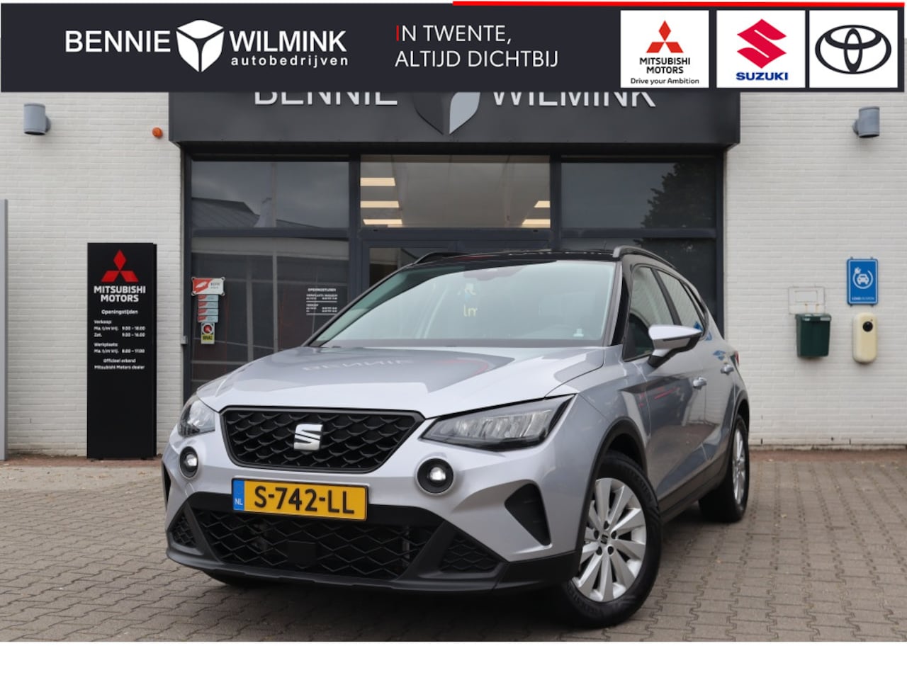 SEAT Arona - 1.0 TSI Style AllSeasons | Apple | AndroidAuto | Two-Tone - AutoWereld.nl