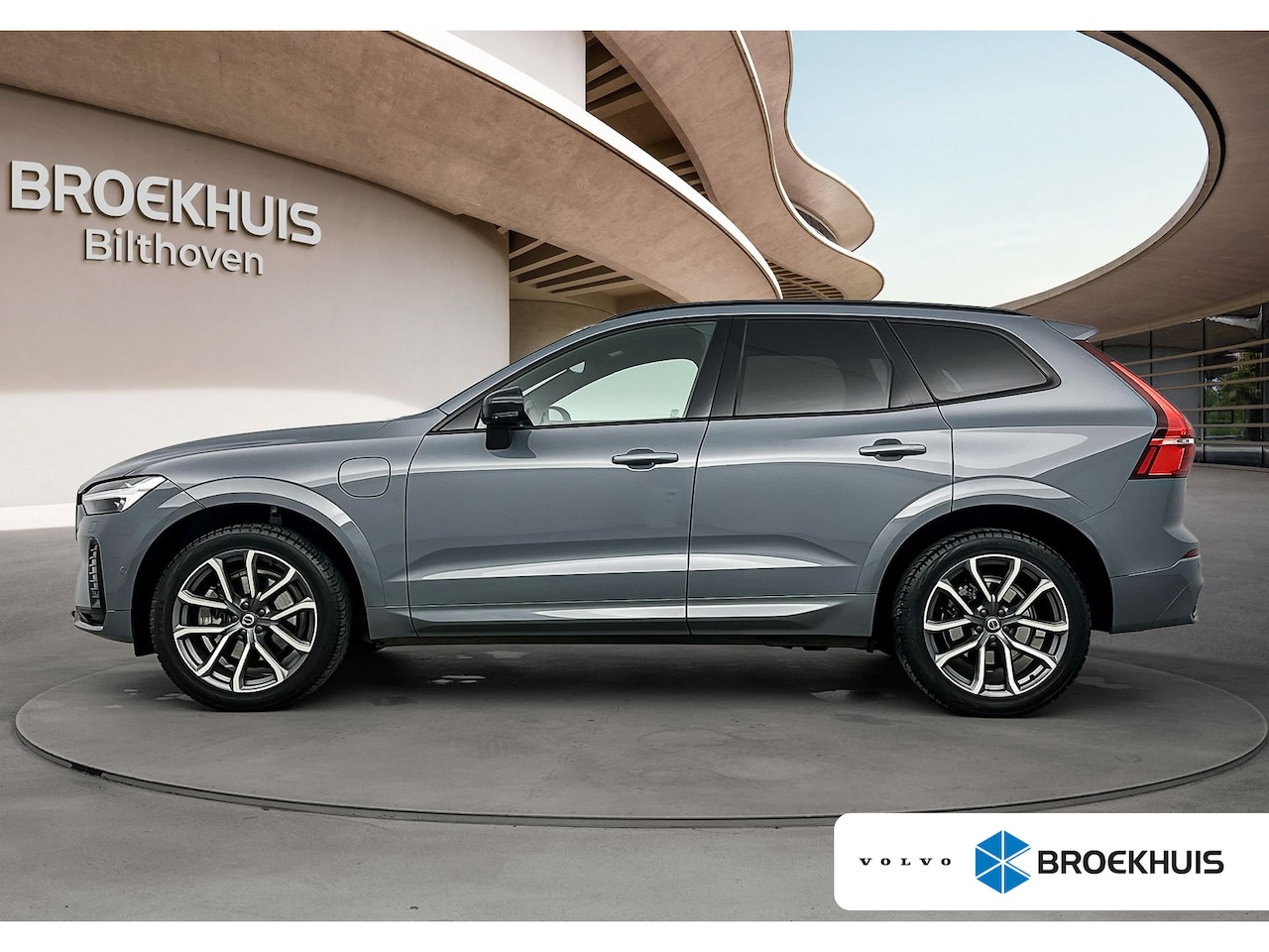 Volvo XC60 - T6 R-Design | THUNDER GREY | LONG RANGE | MEMORY | PANORAMADAK | GETINT GLAS | PDC CAMERA - AutoWereld.nl