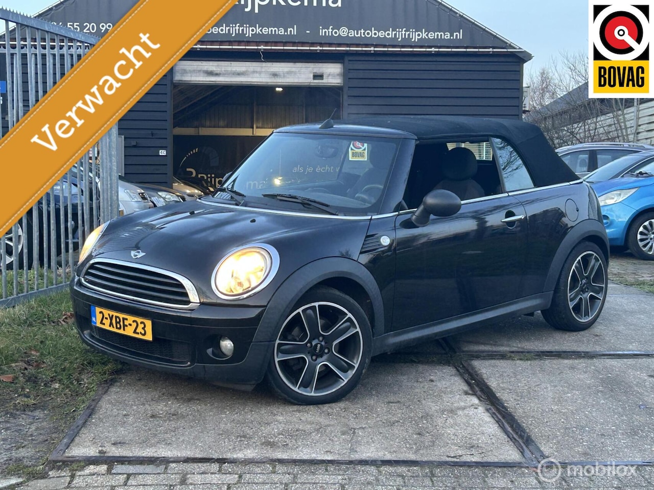 MINI Cabrio - 1.6 One Pepper | Sensoren | Airco - AutoWereld.nl