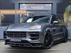 Porsche Cayenne - 3.0 E-Hybrid 470pk Panoramadak/Bose/Maxton