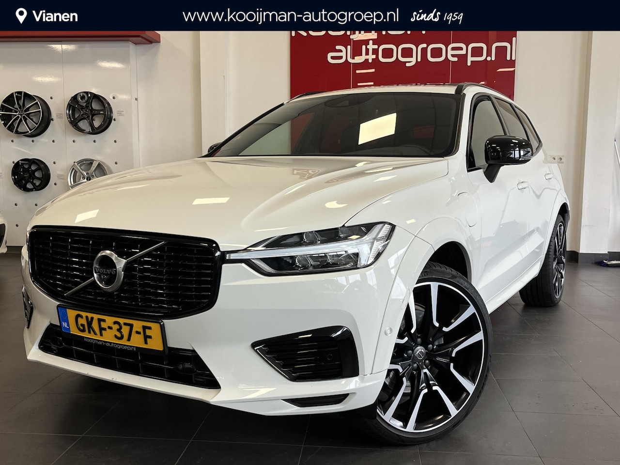 Volvo XC60 - 2.0 Recharge T8 AWD Inscription 2100 kg trekkracht! Harman Kardon, PLUGIN, 407PK, Stoelgeh - AutoWereld.nl