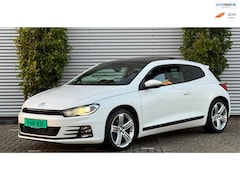 Volkswagen Scirocco - Automaat / Panodak / LEDER / Xenon