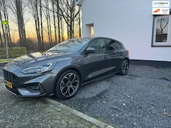 Ford Focus - 1.0 EcoBoost Vignale incl 1 jaar garantie