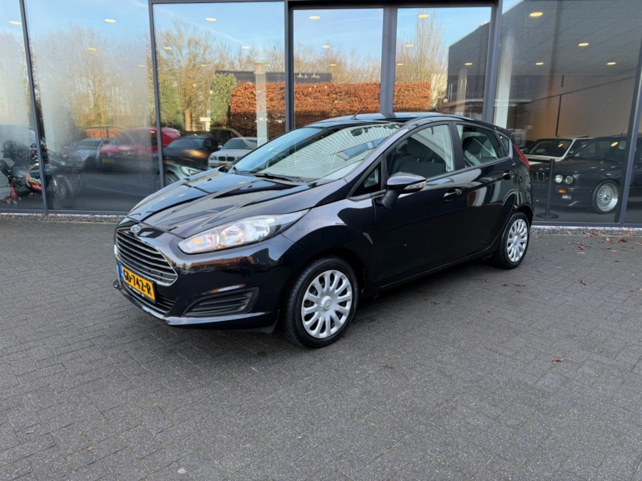 Ford Fiesta - 1.0 Style 1.0 STYLE,2e Eig,Navi,Airco,Multi Stuur,Elekt Pakket,Trekhk, - AutoWereld.nl