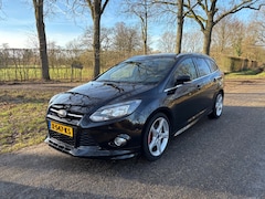 Ford Focus - 1.6 EcoBoost Titanium ST Line KEYLESS 150PK STOELVERW CRUISE