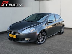 Fiat Bravo - 1.4 T-Jet Automaat Clima, Trekhaak, Lichtmetaal