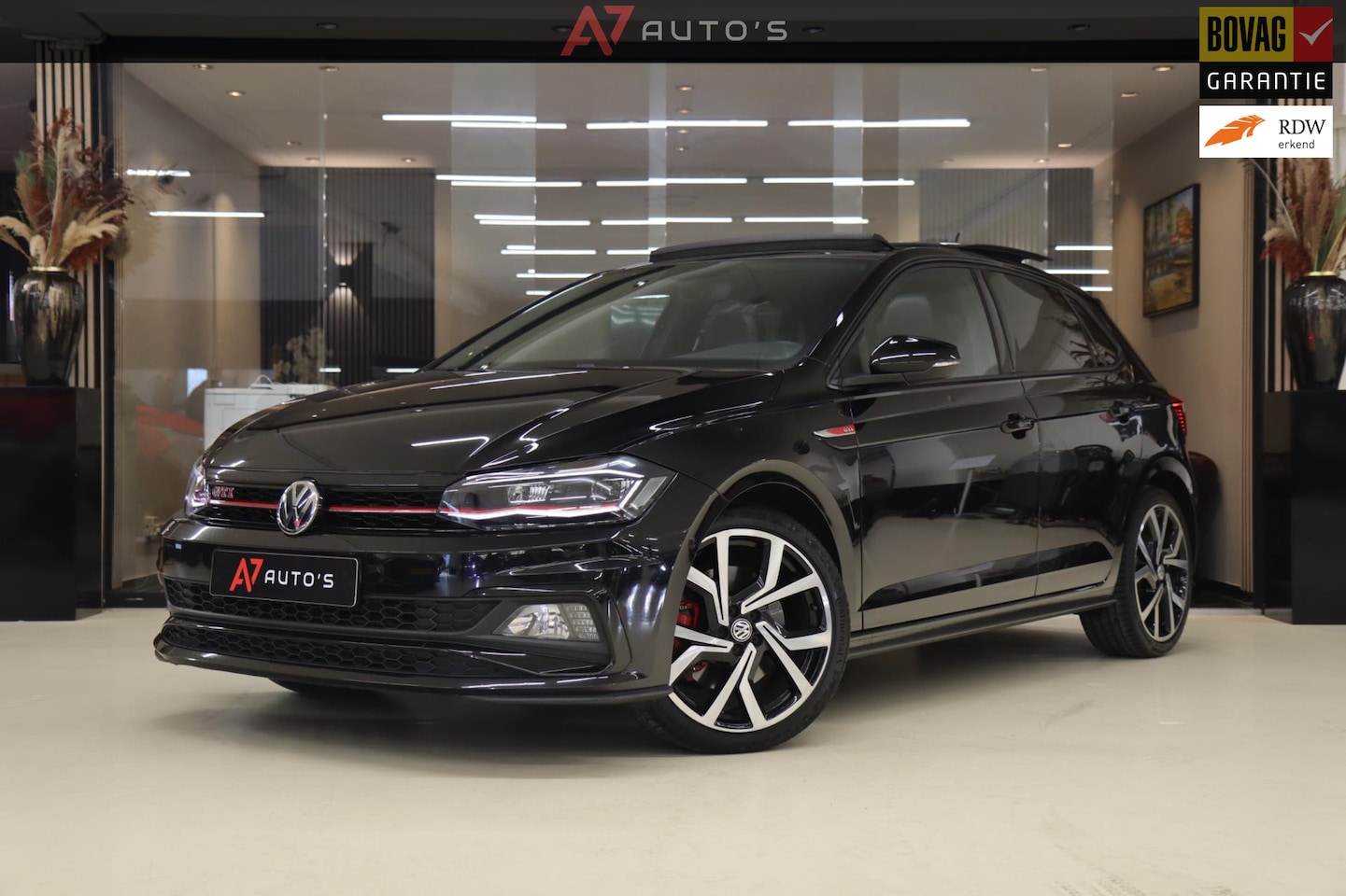 Volkswagen Polo - 2.0 TSI GTI PANO/CARPLAY/CAM/SFEERVER/BLINDESPOT/VOL - AutoWereld.nl